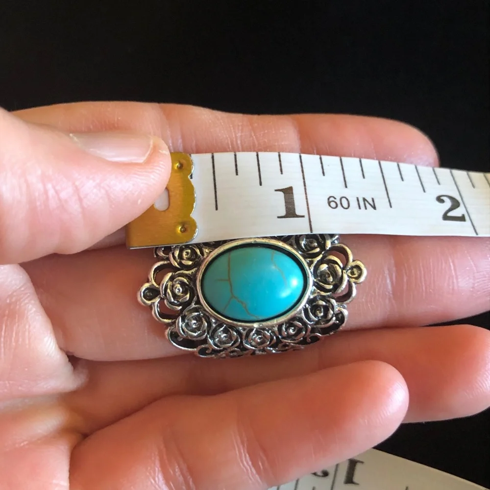 Silver-Tone Floral Ring with Turquoise Cabochon